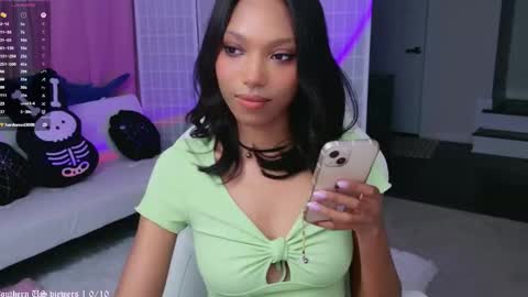 Snapshot of lileviemarie chatting on November 15, 2:42 am evie online show from November 15, 2:42 am