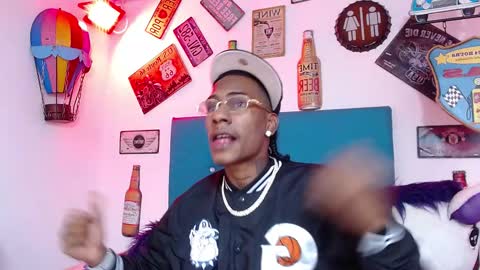 Snapshot of lili_roussi chatting on November 26, 8:10 pm lili_roussi online show from November 26, 8:10 pm