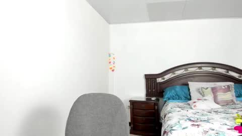 Snapshot of lilia344965 chatting on December 4, 9:13 pm liliamilf online show from December 4, 9:13 pm