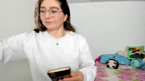 Snapshot of lilia344965 chatting on February 11, 11:22 pm liliamilf online show from February 11, 11:22 pm