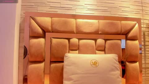 Snapshot of lilian_starfire chatting on November 22, 7:46 pm LILIAN online show from November 22, 7:46 pm