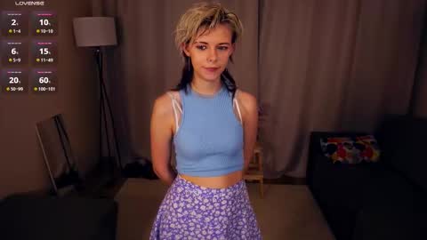 Snapshot of liliandaniels chatting on September 23, 8:50 am Lilian online show from September 23, 8:50 am