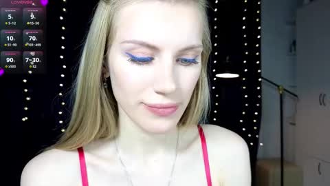 Snapshot of lilianna_wilde chatting on March 9, 5:39 pm Anna online show from March 9, 5:39 pm