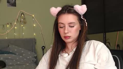 Lilu online show from October 10, 4:50 pm