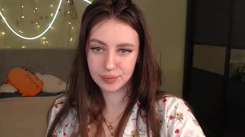 Lilu online show from December 15, 5:50 pm