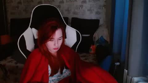 liliawoolf online show from February 19, 2:23 pm