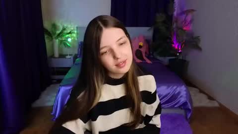 Lili Bakery online show from December 5, 9:17 pm