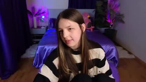 Lili Bakery online show from December 6, 4:03 am