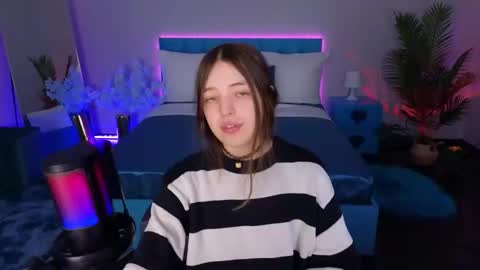 Lili Bakery online show from December 23, 1:58 am