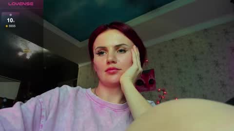 Lilie online show from October 7, 7:11 pm