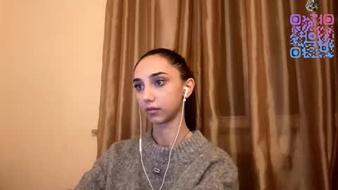 Snapshot of lilihalvorsen chatting on October 14, 10:32 pm Lina online show from October 14, 10:32 pm