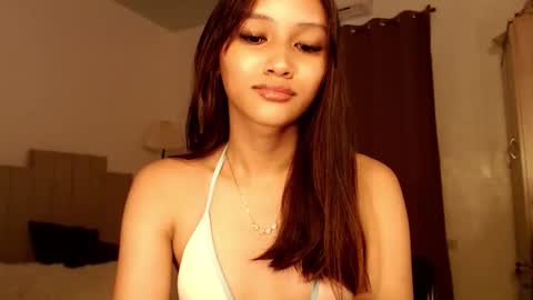 Snapshot of lilit_sensual chatting on October 7, 6:10 am Chloe online show from October 7, 6:10 am