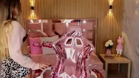 Lilith  online show from November 13, 9:47 pm