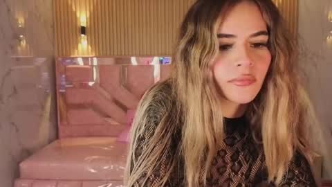 Lilith  online show from January 9, 8:43 pm