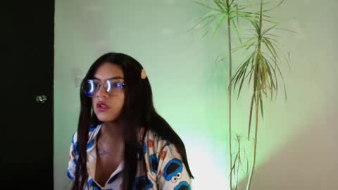 Lilith and Khloe  online show from September 16, 11:22 am