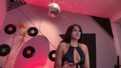 Lilith and Khloe  online show from November 5, 11:21 am