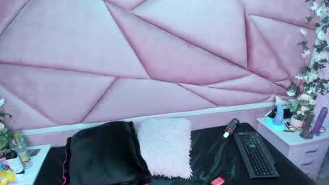 Snapshot of lilith_cooper20 chatting on January 9, 12:35 am lilith cooper20 online show from January 9, 12:35 am