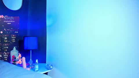 Snapshot of lilith_dh chatting on February 7, 8:53 pm Lili online show from February 7, 8:53 pm