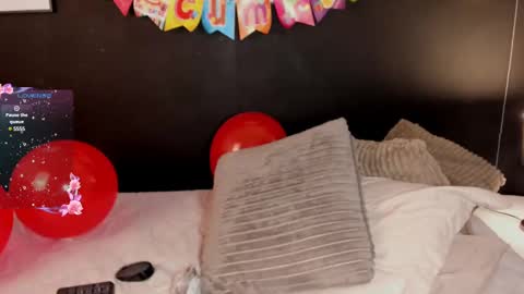 Snapshot of lilith_dh chatting on February 19, 2:44 pm Lili online show from February 19, 2:44 pm