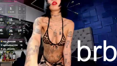 Snapshot of lilith_dior chatting on May 15, 11:23 pm lilith_dior online show from May 15, 11:23 pm