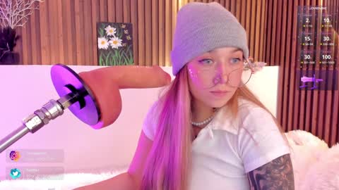 Snapshot of lilith_gray9 chatting on January 21, 3:21 pm Lilith Gray online show from January 21, 3:21 pm