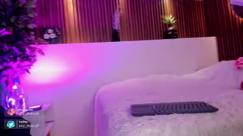 Snapshot of lilith_gray9 chatting on February 12, 9:10 am Lilith Gray online show from February 12, 9:10 am