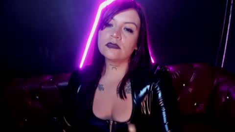 Lilith online show from December 21, 3:36 am