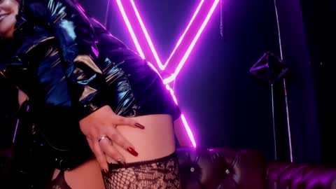 Lilith online show from December 21, 6:41 am