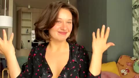 Snapshot of lilith_lutherlow chatting on November 8, 11:43 am lilith online show from November 8, 11:43 am