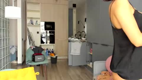 Snapshot of lilith_lutherlow chatting on November 30, 10:30 am lilith online show from November 30, 10:30 am