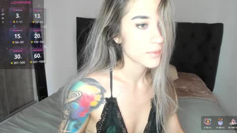 Snapshot of lilith_parker chatting on January 19, 10:17 pm Lilith Parker online show from January 19, 10:17 pm