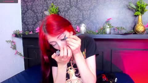 Snapshot of lilith_payton chatting on December 16, 3:51 am Lilith Patton online show from December 16, 3:51 am