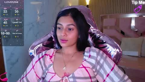 Snapshot of lilith_petit_sub chatting on January 29, 11:25 pm Lilith online show from January 29, 11:25 pm