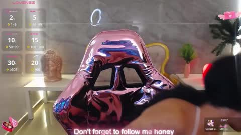 Snapshot of lilith_petit_sub chatting on February 16, 3:59 pm Lilith online show from February 16, 3:59 pm