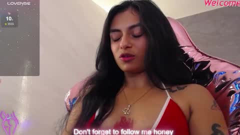 Snapshot of lilith_petit_sub chatting on February 23, 4:13 pm Lilith online show from February 23, 4:13 pm