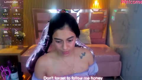 Snapshot of lilith_petit_sub chatting on March 2, 12:53 am Lilith online show from March 2, 12:53 am