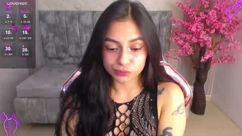 Snapshot of lilith_petit_sub chatting on September 12, 9:48 pm Lilith online show from September 12, 9:48 pm