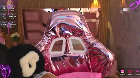 Snapshot of lilith_petit_sub chatting on September 24, 3:32 am Lilith online show from September 24, 3:32 am