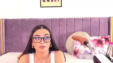 Snapshot of lilithcapri777 chatting on March 8, 8:03 pm Lily online show from March 8, 8:03 pm