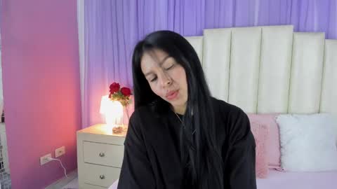 Snapshot of lilithmars69 chatting on December 19, 5:07 am Lilith online show from December 19, 5:07 am