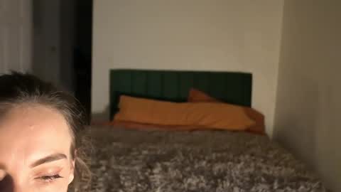 L online show from October 8, 1:36 am