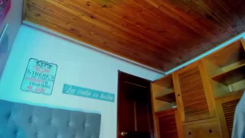 lilithsabeth online show from December 12, 2:59 am
