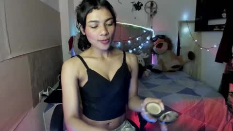 Snapshot of lilithsabeth chatting on January 8, 10:56 pm lilithsabeth online show from January 8, 10:56 pm