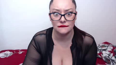 LILITHSERENDIPITY online show from January 10, 6:09 am