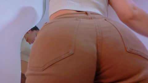 lilithsmith__ online show from February 28, 11:22 am