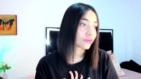 Snapshot of lilithteeen chatting on November 28, 2:47 am Lilith online show from November 28, 2:47 am