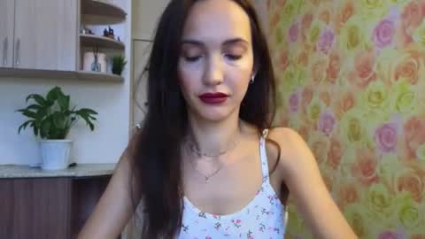 Lillian online show from October 16, 5:08 am