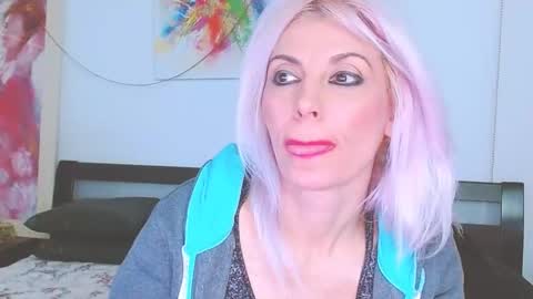 Lara online show from February 13, 3:29 am