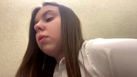 Lily online show from October 13, 6:52 pm
