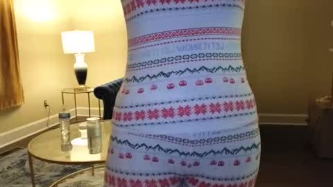 Snapshot of lilly_adams88 chatting on November 19, 2:00 am lilly_adams88 online show from November 19, 2:00 am